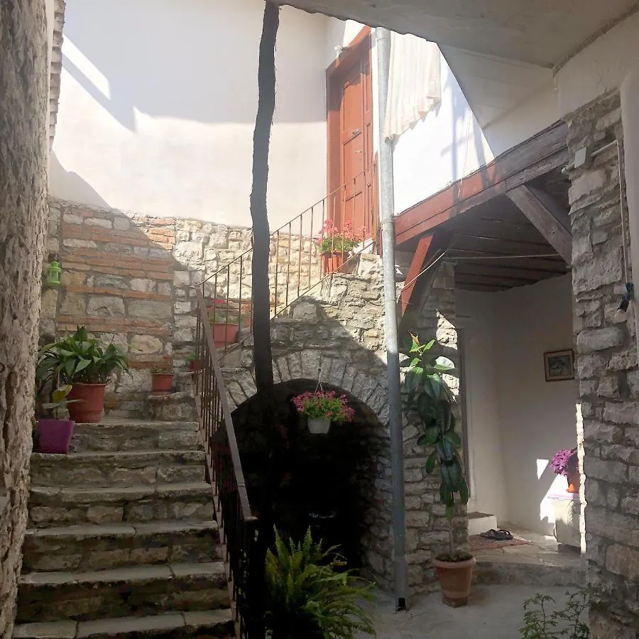 Guest House Anastas Berat Apartmán